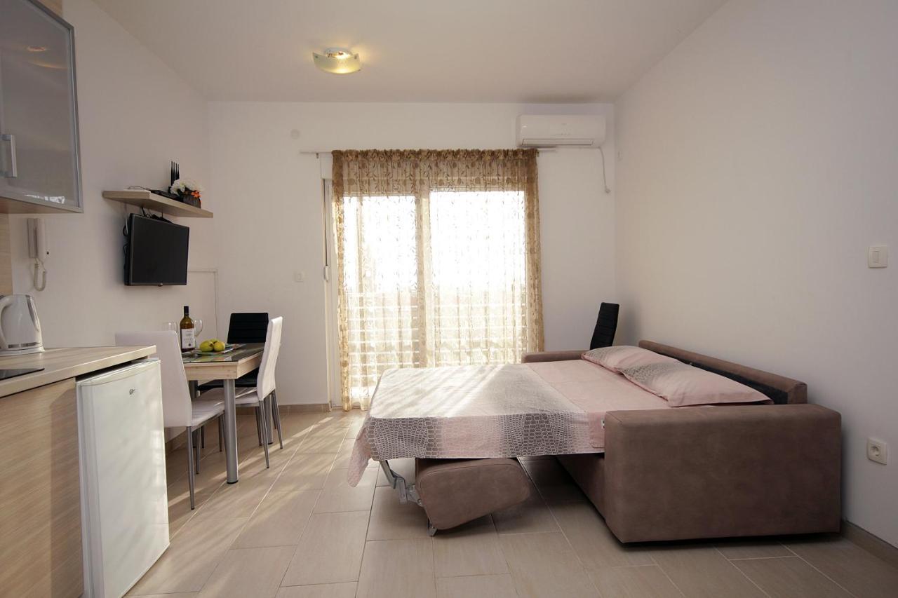 Dj Apartment *