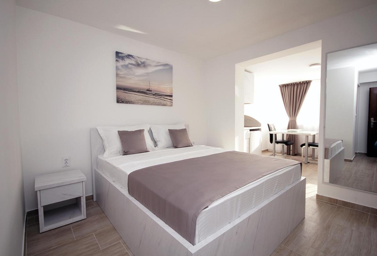Dj Apartment Petrovac na moru
