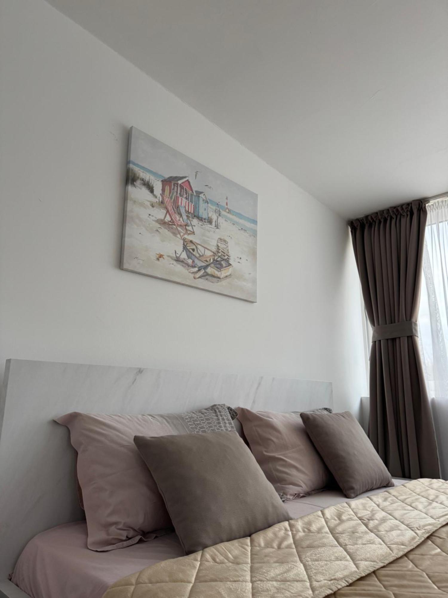 Dj Apartment